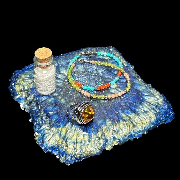 Winter Sky Crystal Edge Vanity Tray | Trinket Tray | Jewelry Tray - Picture 2 of 2